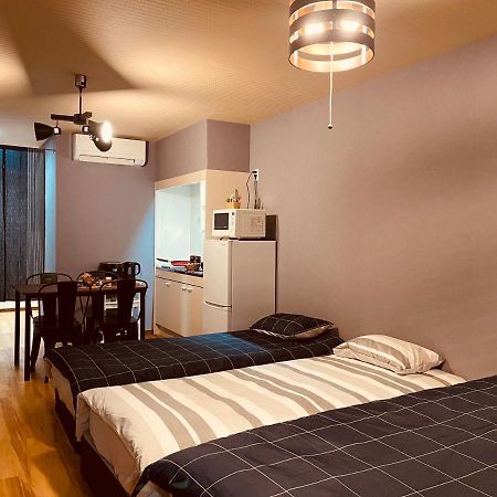 Namba Shinsaibashi 10 Mins Reiko Guest House Osaka Bagian luar foto
