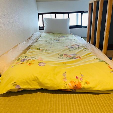 Namba Shinsaibashi 10 Mins Reiko Guest House Osaka Bagian luar foto