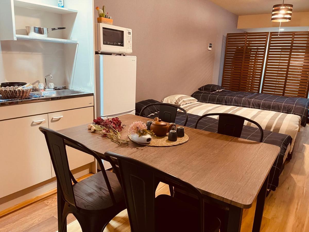 Namba Shinsaibashi 10 Mins Reiko Guest House Osaka Bagian luar foto