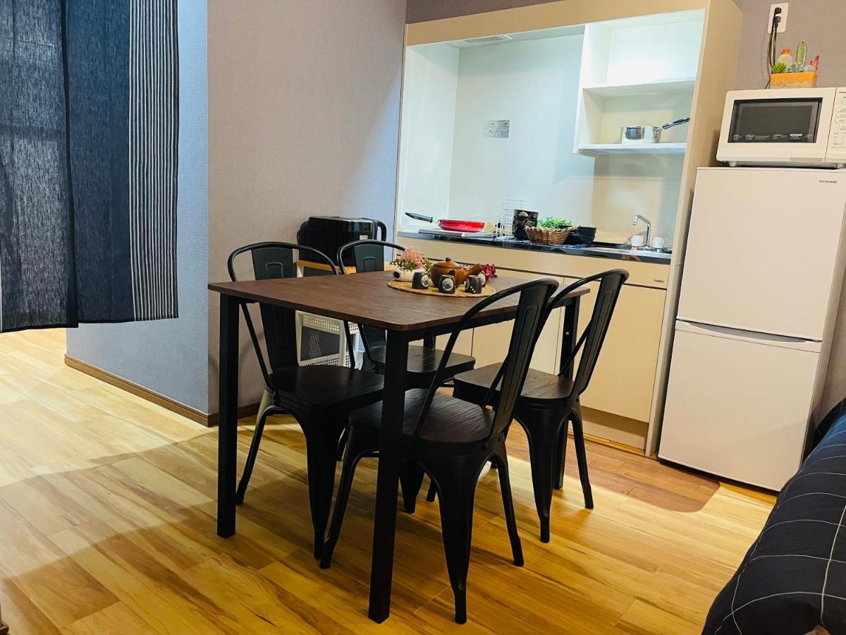 Namba Shinsaibashi 10 Mins Reiko Guest House Osaka Bagian luar foto